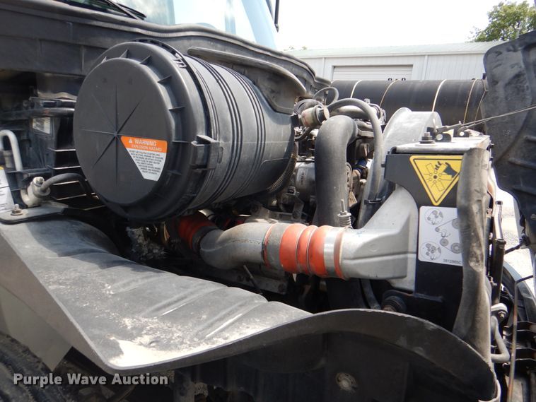 image for item DK5679 2009 International 4300  tank truck