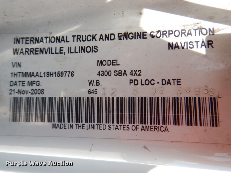 image for item DK5679 2009 International 4300  tank truck