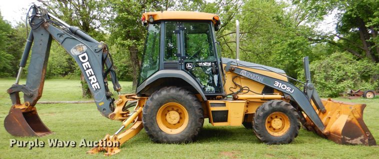 image for item DK5686 2010 John Deere 310SJ  backhoe