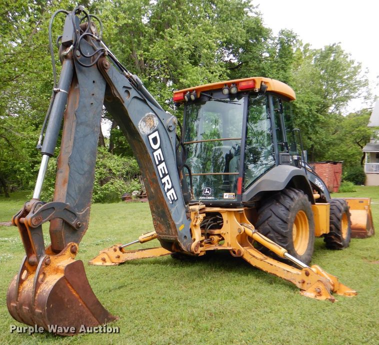 image for item DK5686 2010 John Deere 310SJ  backhoe