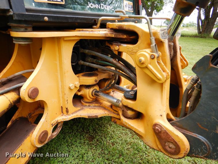 image for item DK5686 2010 John Deere 310SJ  backhoe