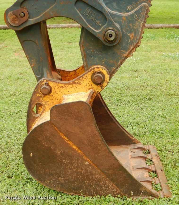 image for item DK5686 2010 John Deere 310SJ  backhoe