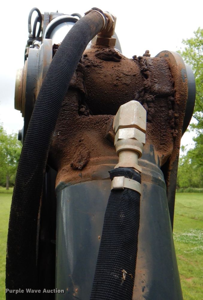 image for item DK5686 2010 John Deere 310SJ  backhoe