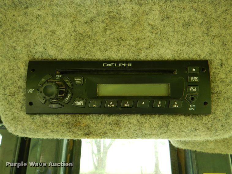 image for item DK5686 2010 John Deere 310SJ  backhoe