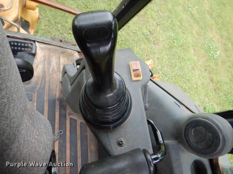 image for item DK5686 2010 John Deere 310SJ  backhoe