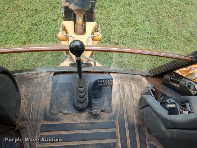 image for item DK5686 2010 John Deere 310SJ  backhoe