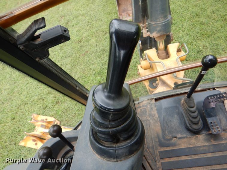 image for item DK5686 2010 John Deere 310SJ  backhoe