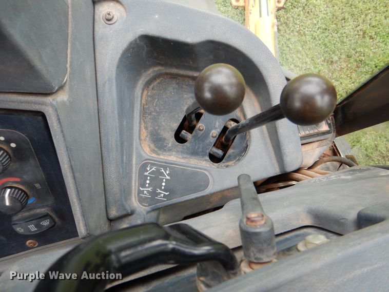 image for item DK5686 2010 John Deere 310SJ  backhoe