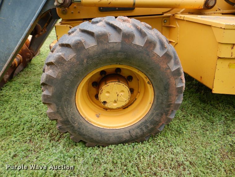 image for item DK5686 2010 John Deere 310SJ  backhoe