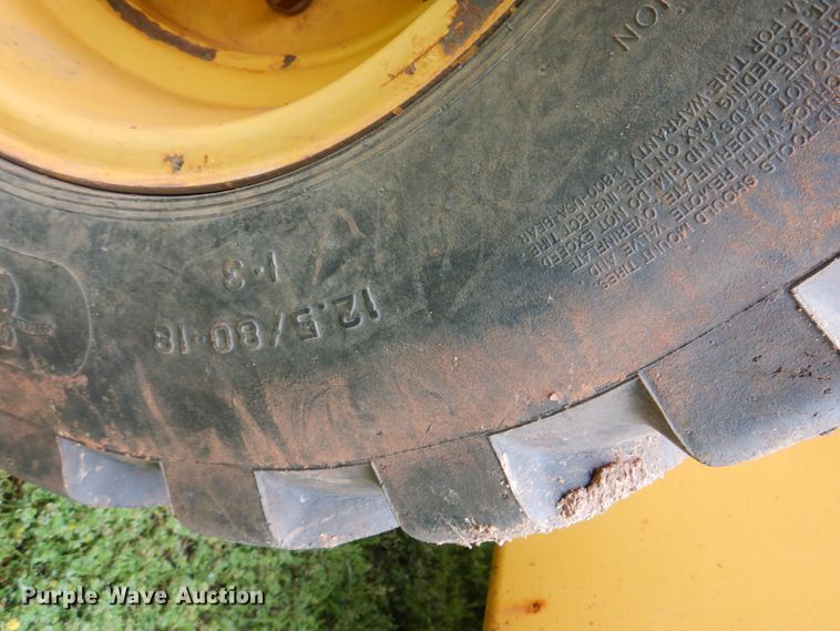 image for item DK5686 2010 John Deere 310SJ  backhoe