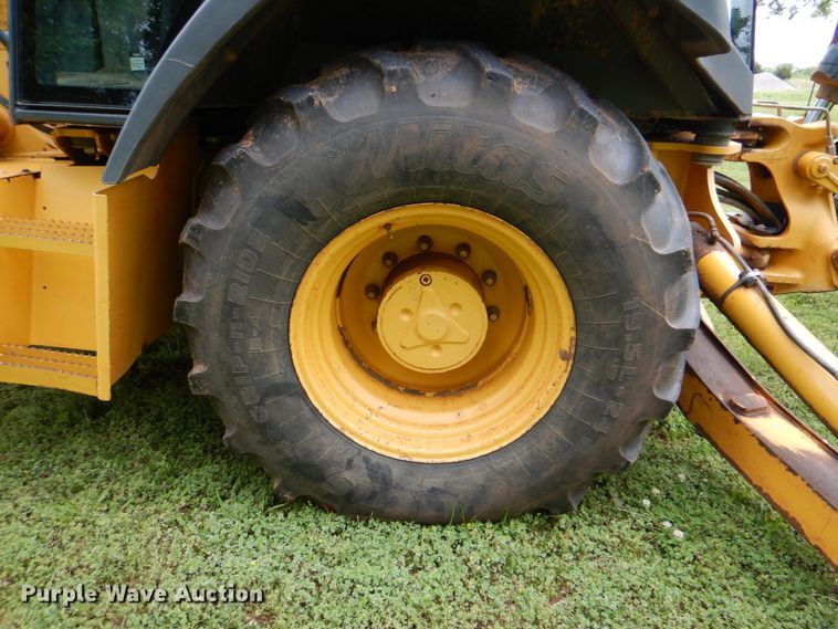 image for item DK5686 2010 John Deere 310SJ  backhoe