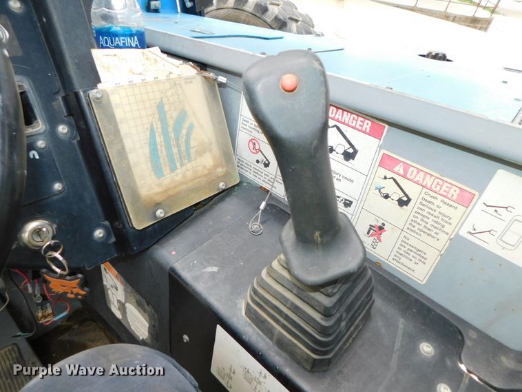 image for item DK8544 2007 Genie GTH1056  telehandler