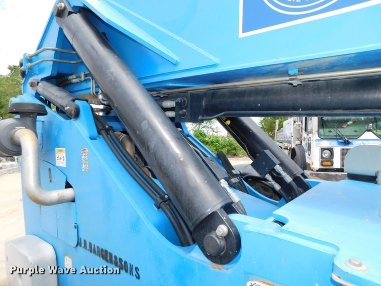 image for item DK8544 2007 Genie GTH1056  telehandler