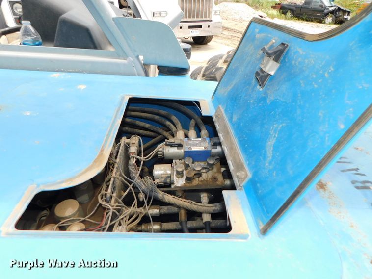 image for item DK8544 2007 Genie GTH1056  telehandler