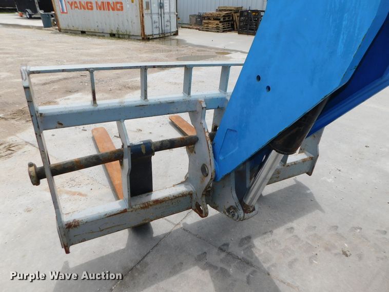 image for item DK8544 2007 Genie GTH1056  telehandler