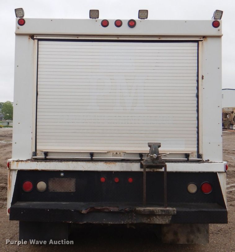 image for item DL0039 2012 Ford F750 XL  lube truck