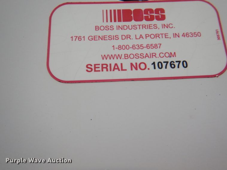 image for item DL0039 2012 Ford F750 XL  lube truck