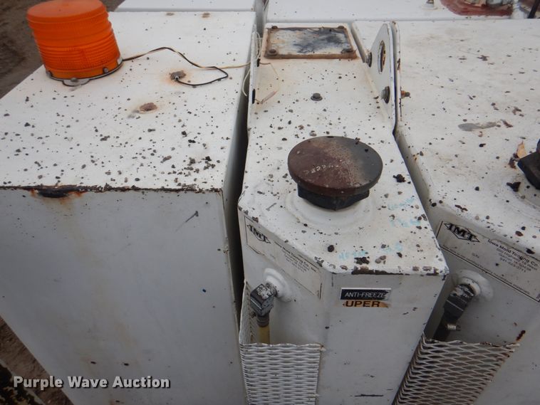 image for item DL0039 2012 Ford F750 XL  lube truck