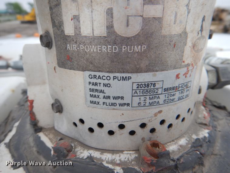 image for item DL0039 2012 Ford F750 XL  lube truck