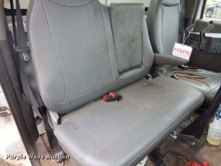 image for item DL0039 2012 Ford F750 XL  lube truck