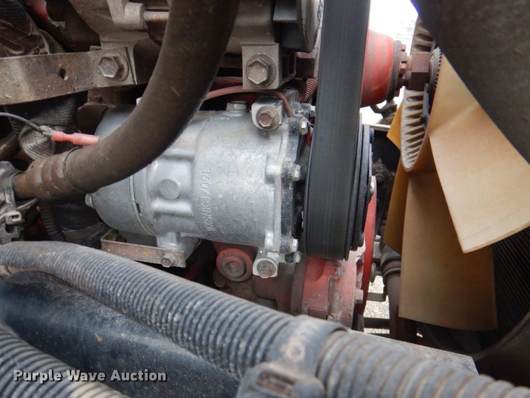 image for item DL0039 2012 Ford F750 XL  lube truck