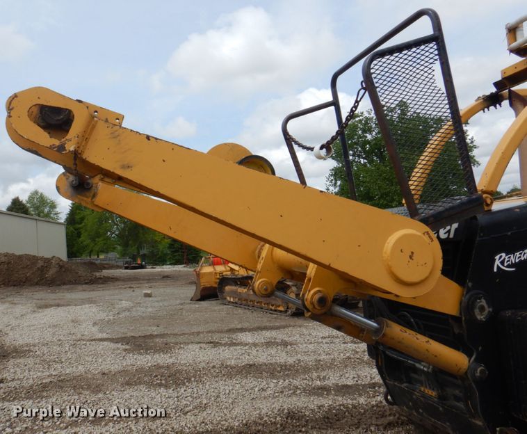 image for item DL0045 1998 Vermeer P185  cable plow