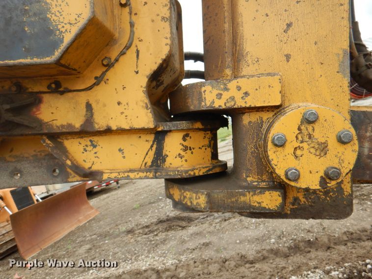 image for item DL0045 1998 Vermeer P185  cable plow