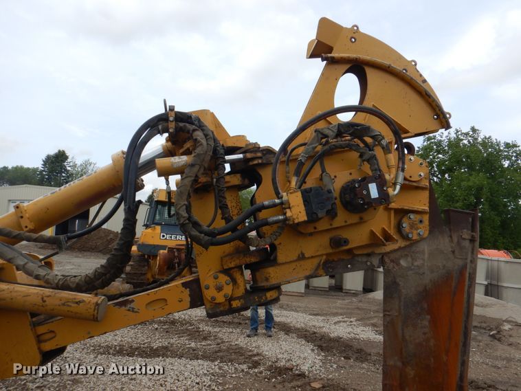 image for item DL0045 1998 Vermeer P185  cable plow