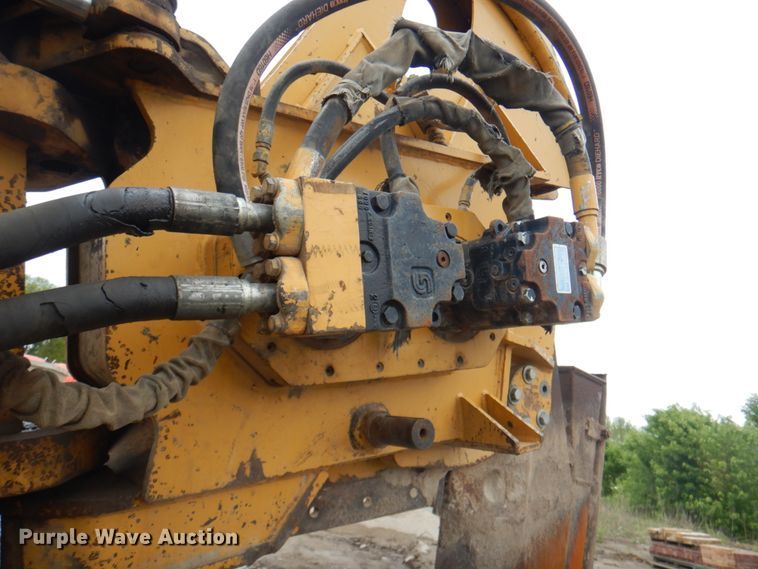 image for item DL0045 1998 Vermeer P185  cable plow