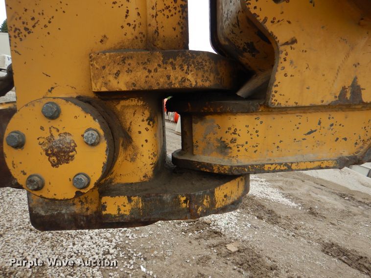 image for item DL0045 1998 Vermeer P185  cable plow