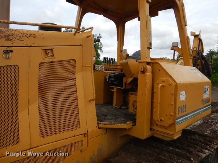 image for item DL0045 1998 Vermeer P185  cable plow