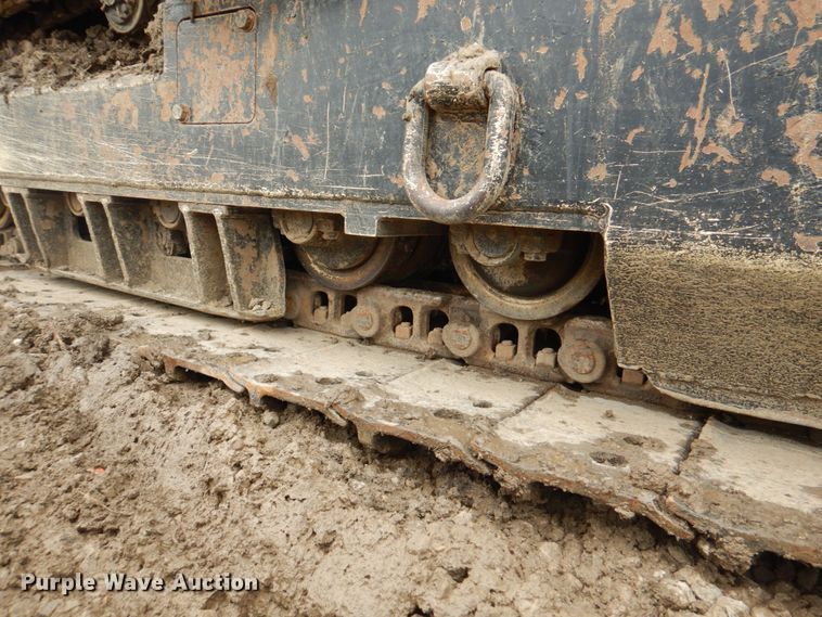 image for item DL0045 1998 Vermeer P185  cable plow