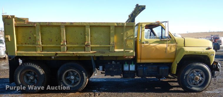 image for item DL2178 1987 Ford FT8000  dump truck