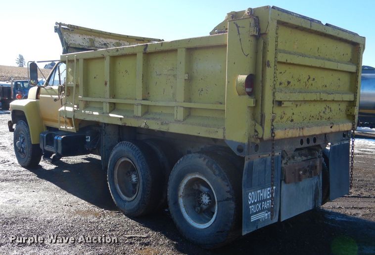 image for item DL2178 1987 Ford FT8000  dump truck