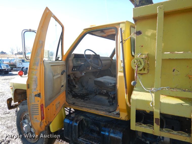 image for item DL2178 1987 Ford FT8000  dump truck