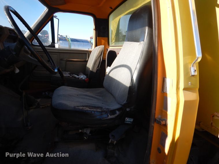 image for item DL2178 1987 Ford FT8000  dump truck