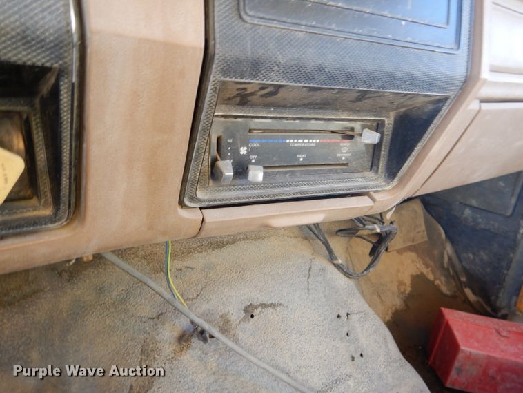 image for item DL2178 1987 Ford FT8000  dump truck