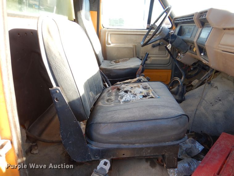 image for item DL2178 1987 Ford FT8000  dump truck