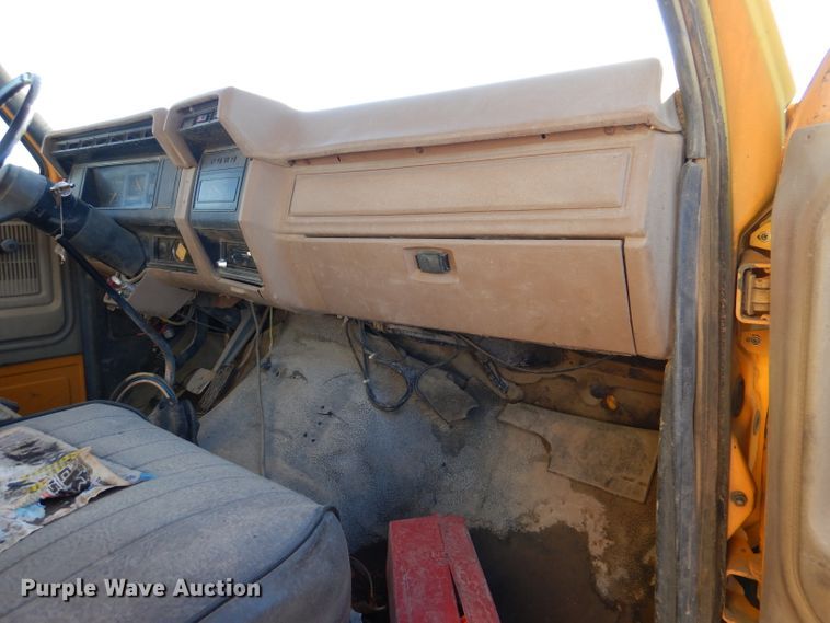 image for item DL2178 1987 Ford FT8000  dump truck