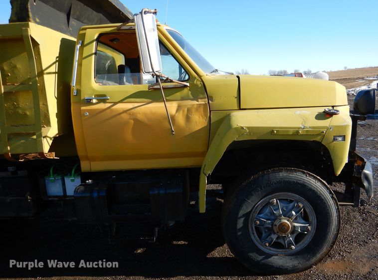 image for item DL2178 1987 Ford FT8000  dump truck