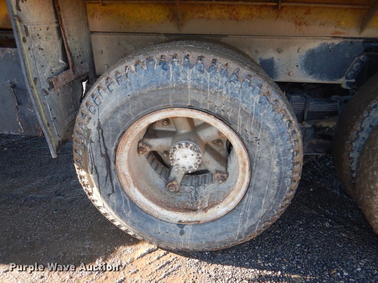 image for item DL2178 1987 Ford FT8000  dump truck