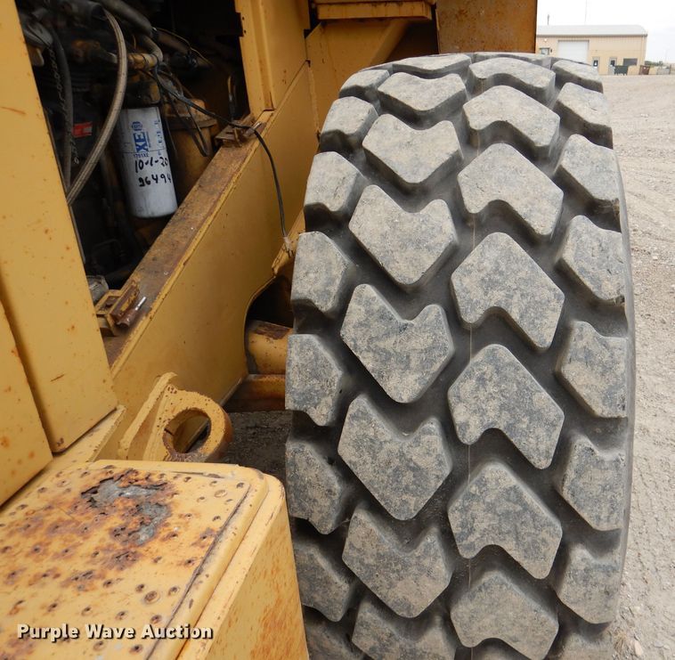 image for item DL7994 1988 Caterpillar 950E  wheel loader