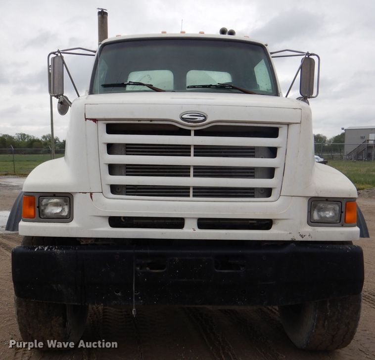 image for item DL8024 2000 Sterling L9500  ready mix truck