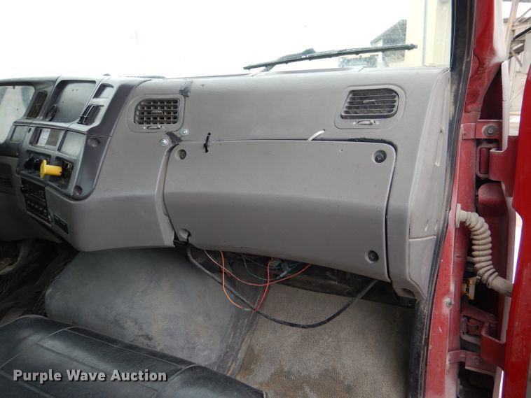 image for item DL8024 2000 Sterling L9500  ready mix truck