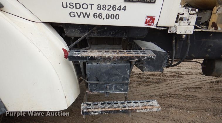 image for item DL8024 2000 Sterling L9500  ready mix truck