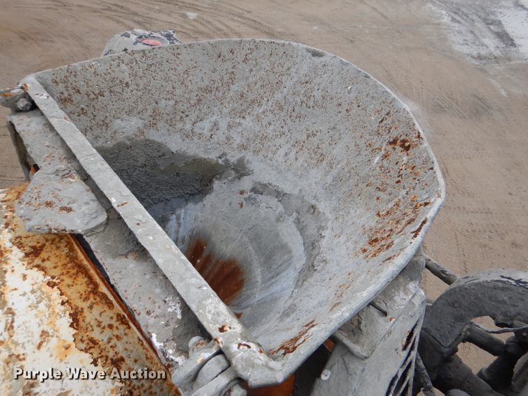 image for item DL8024 2000 Sterling L9500  ready mix truck