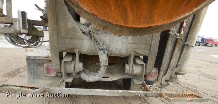 image for item DL8024 2000 Sterling L9500  ready mix truck