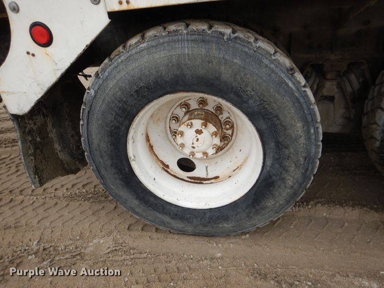 image for item DL8024 2000 Sterling L9500  ready mix truck