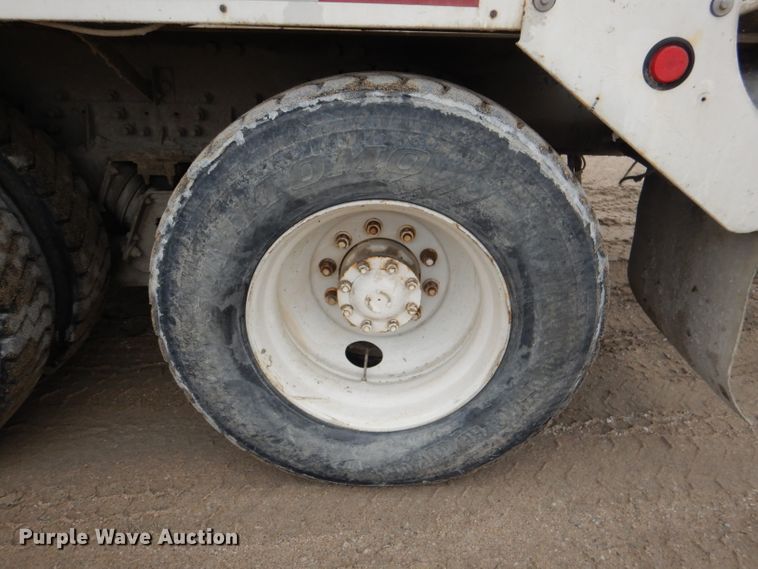 image for item DL8024 2000 Sterling L9500  ready mix truck