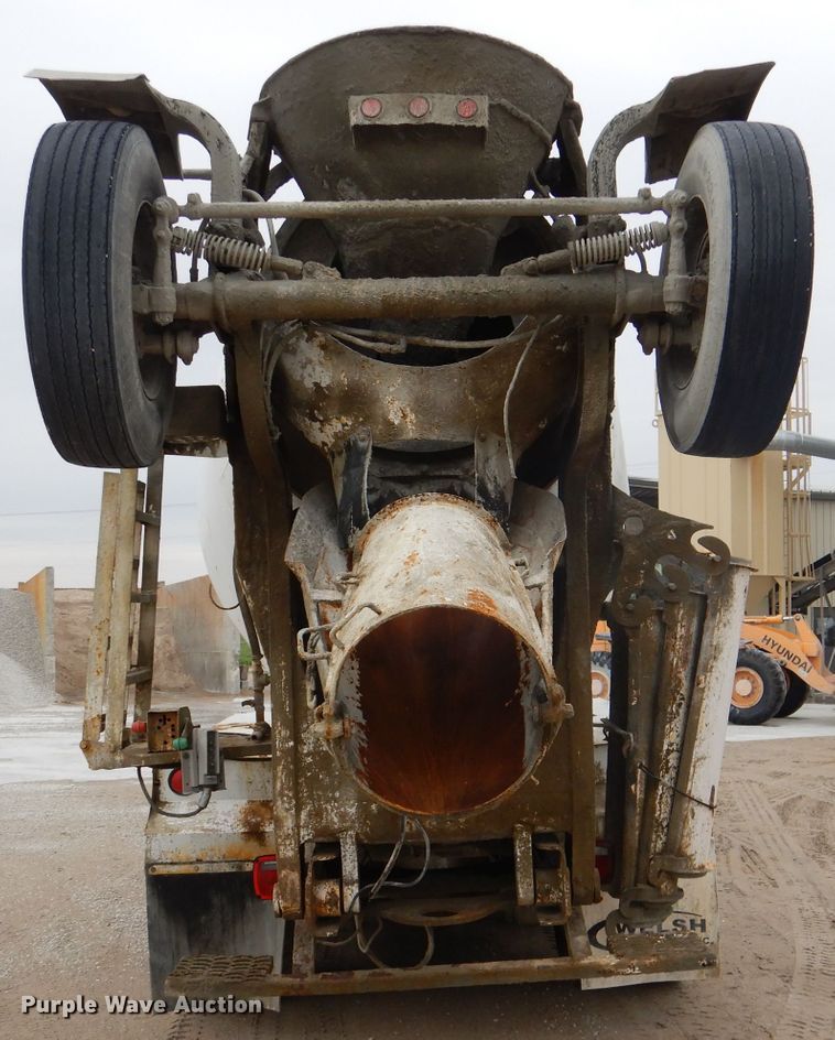 image for item DL8025 1994 Ford L9000  ready mix truck